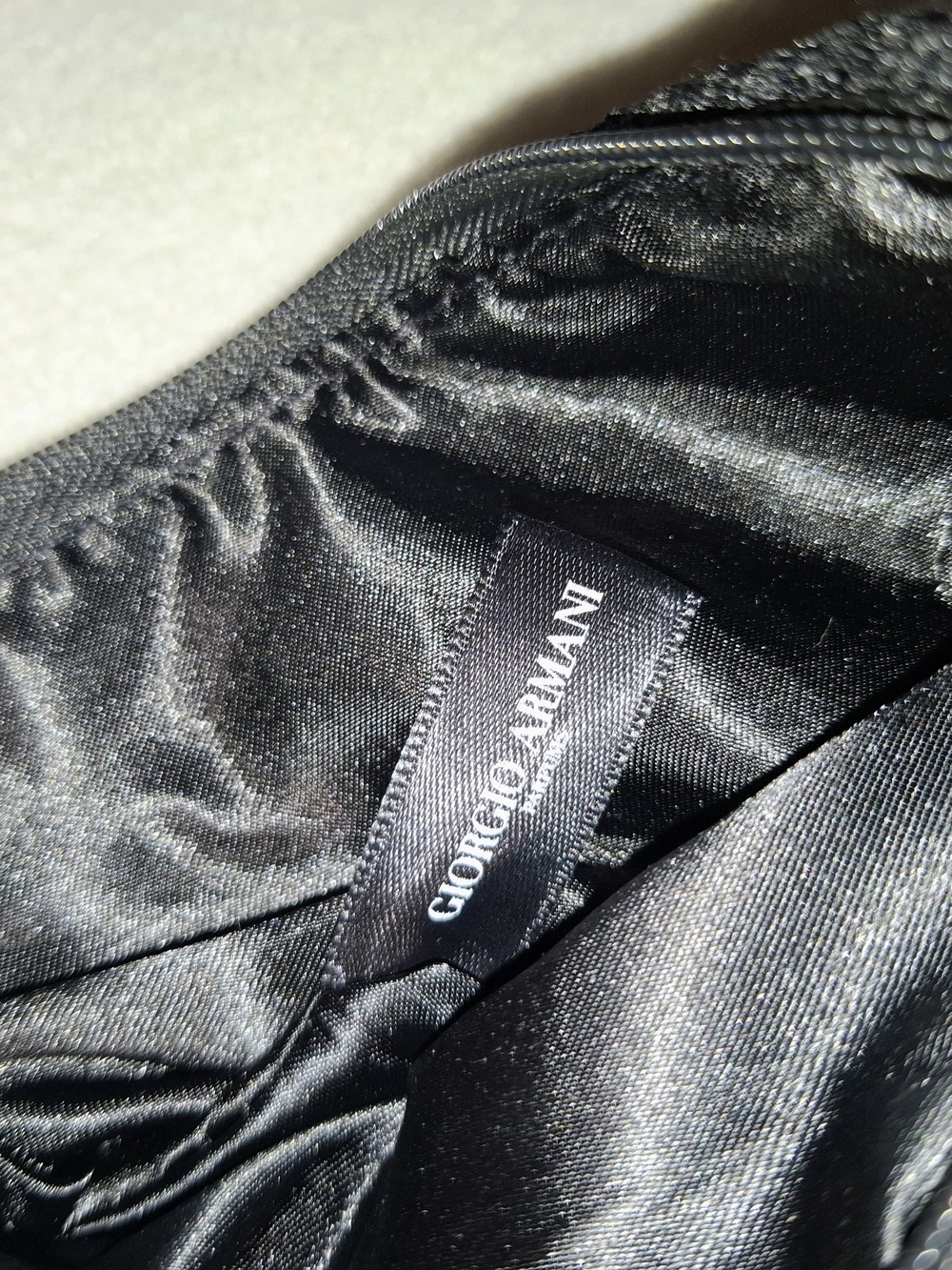 Giorgio Armani Black Woven Cosmetic Bag with Gold Charm - Picture 3 of 10